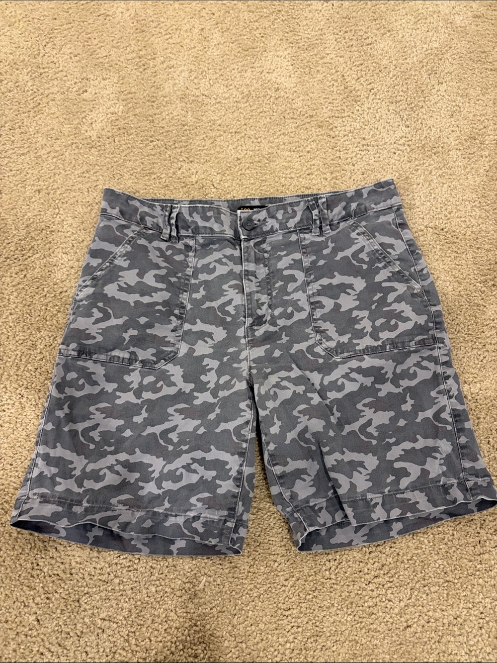 Lee Women’s Gray Camo Shorts